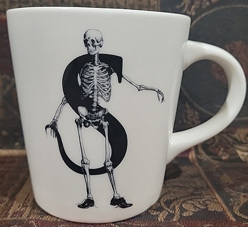 Skeleton in shiny - -,